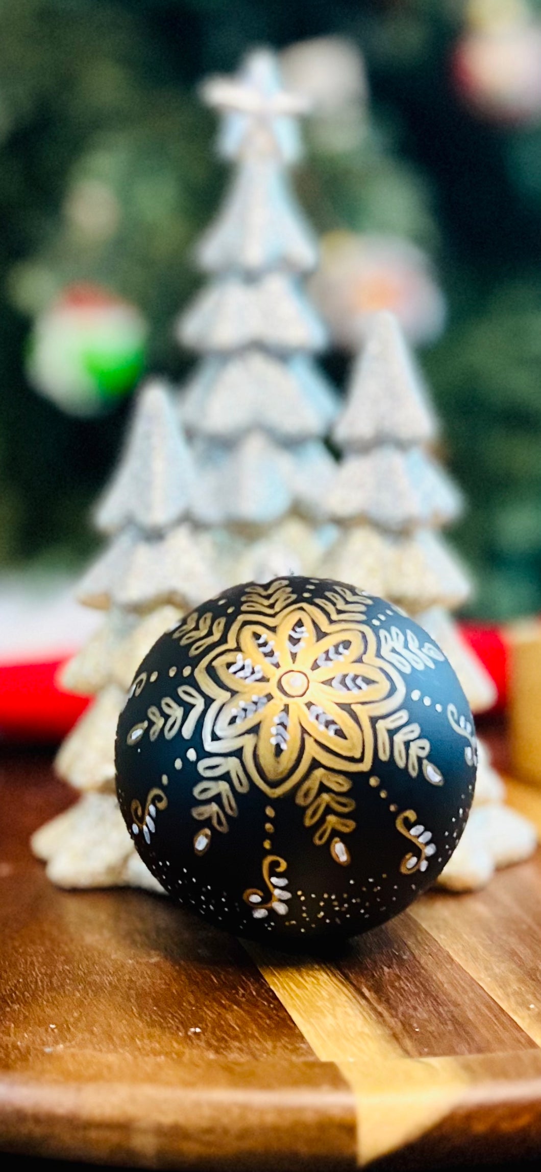 Hand Painted Christmas Ornament - BLACK AND GOLD 10
